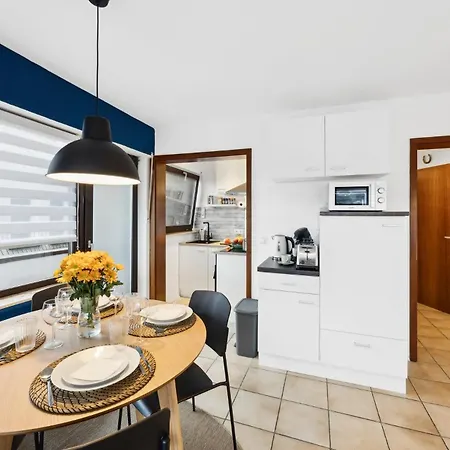 Helle & Moderne Wohnung Mit Panorama-Balkon Koblenz  Exterior photo