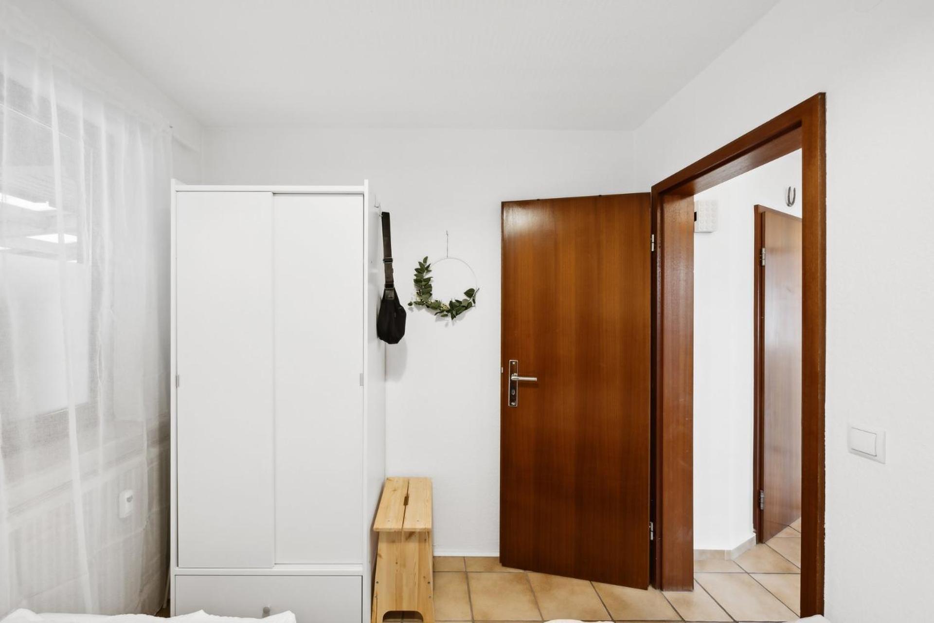 Helle & Moderne Mit Panorama-balkon Coblenza